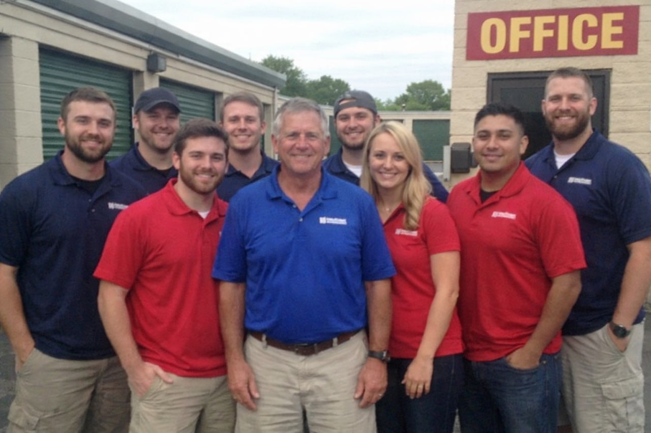 Water damage restoration professionals in Dundalk, MD